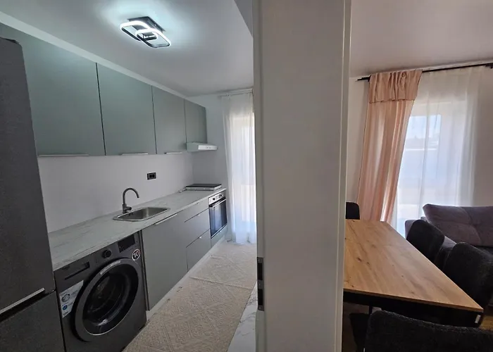 Nou Si Modern Lanaga Metrou Апартаменти *