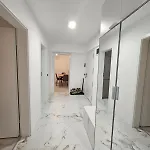 Nou Si Modern Lanaga Metrou *