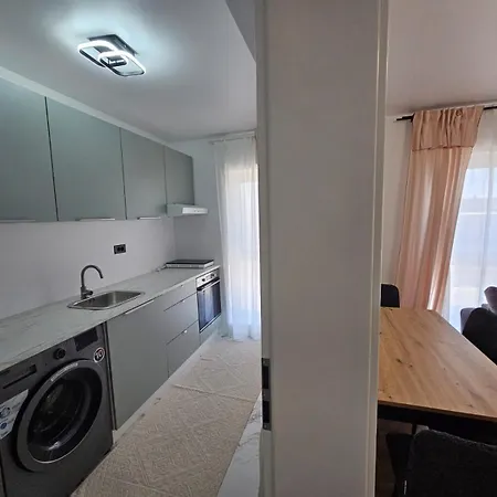 Nou Si Modern Lanaga Metrou Апартаменти *