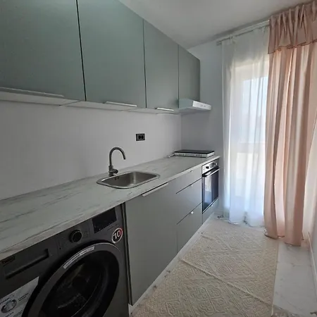 Apartamento Nou Si Modern Lanaga Metrou Bucarest