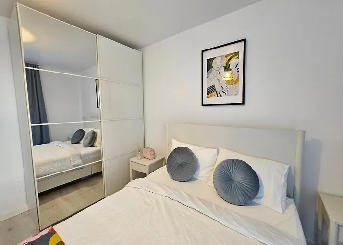 Nou Si Modern Lanaga Metrou Apartament *
