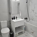 Nou Si Modern Lanaga Metrou 부쿠레슈티